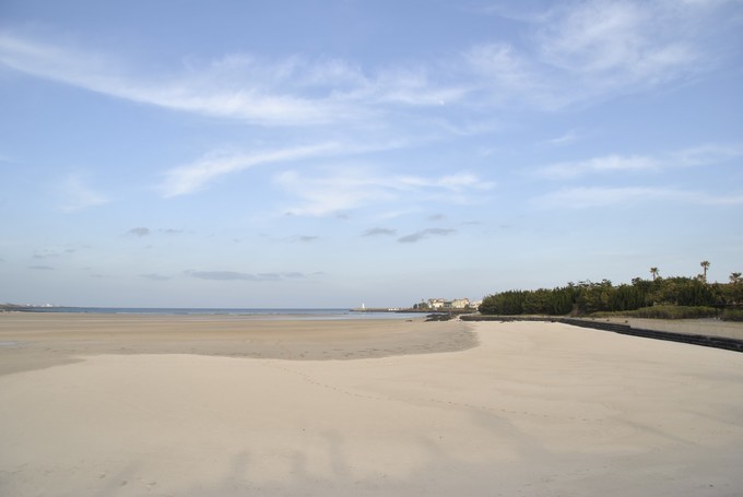 哪里的大海可以游泳 wKgBZ1kZr5qAaPo_AAB84wY62Jw23.jpeg?imageView2%2F2%2Fw%2F680%2Fh%2F455%2Fq%2F90%7Cwatermark%2F1%2Fimage%2FaHR0cDovL3AzLXEubWFmZW5nd28ubmV0L3M4L00wMC82Mi82MC93S2dCcFZodUN3NkFKR1MxQUFBSk5QeGl2RTQ2MzEucG5n%2Fgravity%2FSouthEast%2Fdx%2F10%2Fdy%2F11