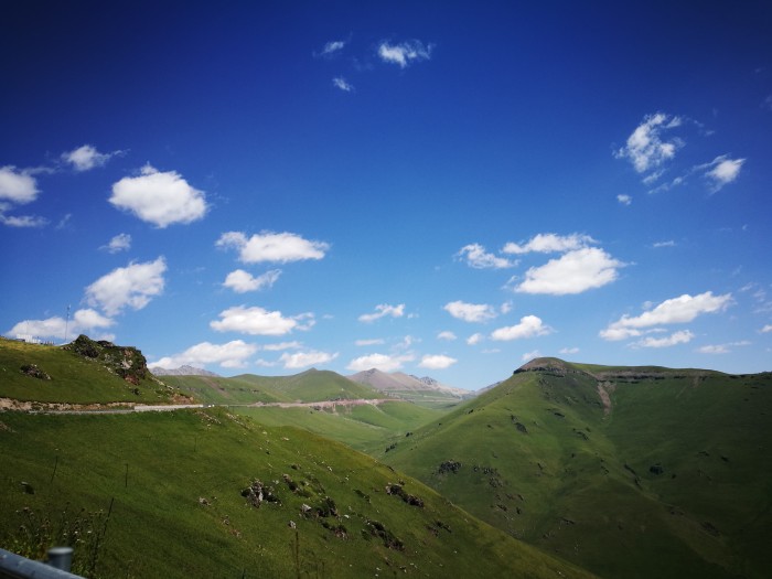 去新疆旅游最佳是几月份,景色比较好看,必看的