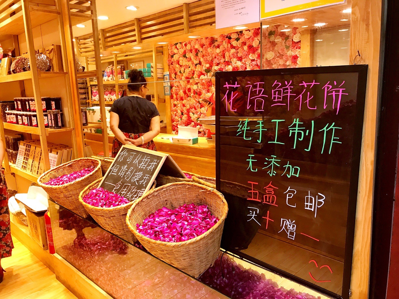 大理人均消费_大理古城图片(3)