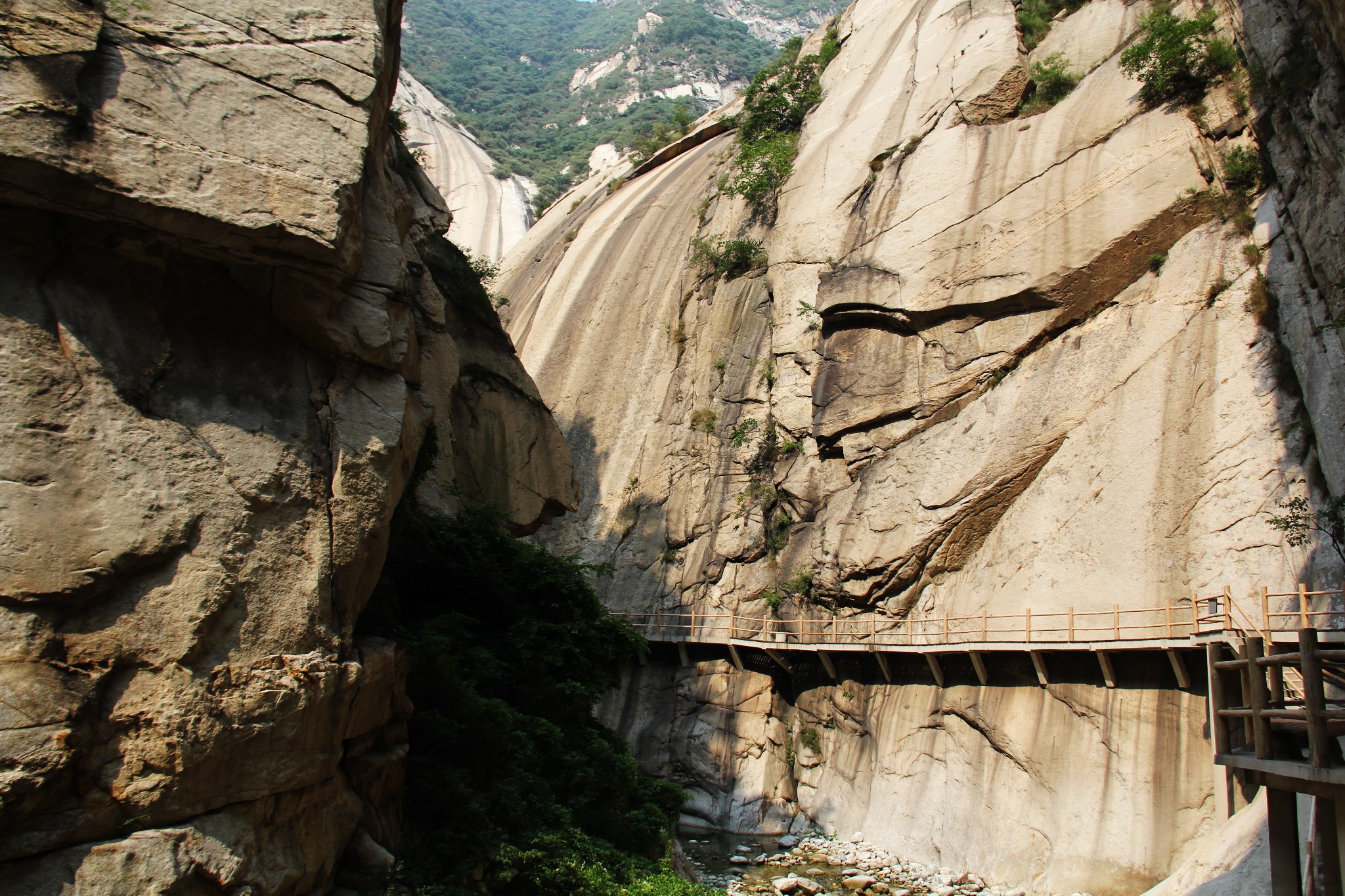 华山景区人口流量_华山景区图片