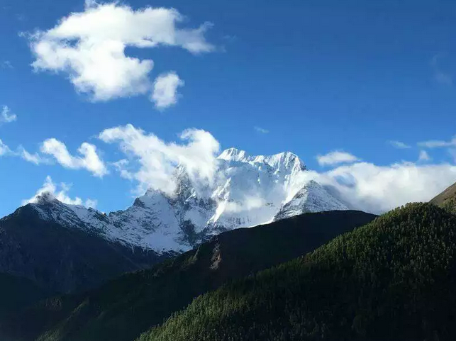 稻城亚丁川藏线林芝拉萨拼车纯玩自由行10日