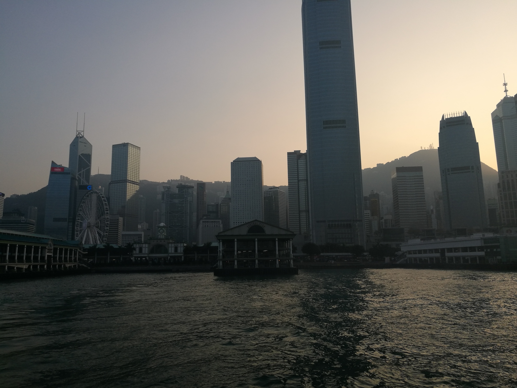 wKgBZ1mG1OWAKYY5ABmyc_aphuY16.jpeg?imageView2%2F2%2Fw%2F600%2Fh%2F600%2Fq%2F90