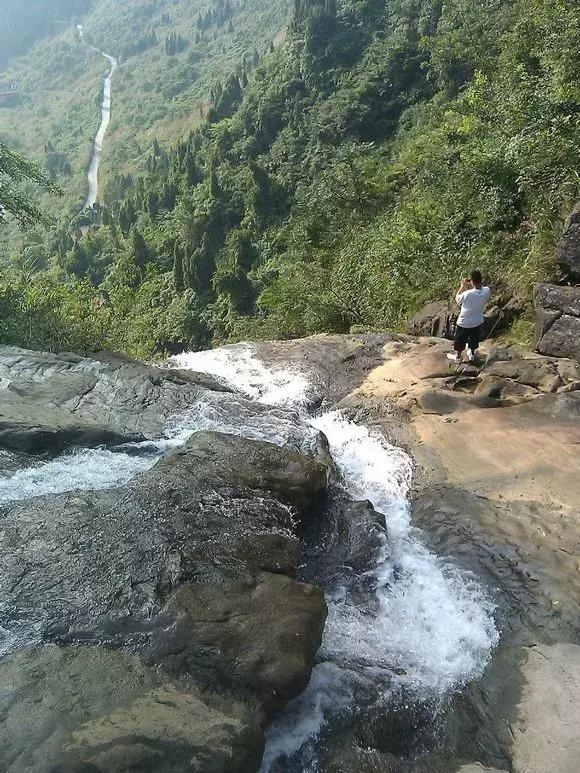 咸宁旅游资讯网-古今诗人咏通城之黄袍山