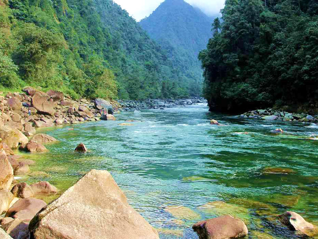 六库 福贡 贡山 丙中洛 独龙江 老姆登7日游(赠送民族特色大餐 旅游