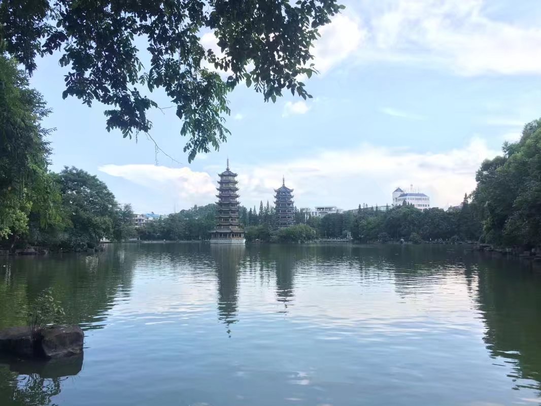 桂林两江四湖