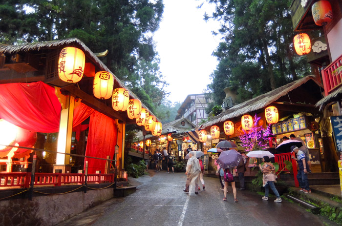 台湾台中南投日月潭妖怪村一日游元首馆日月潭游湖妖怪村