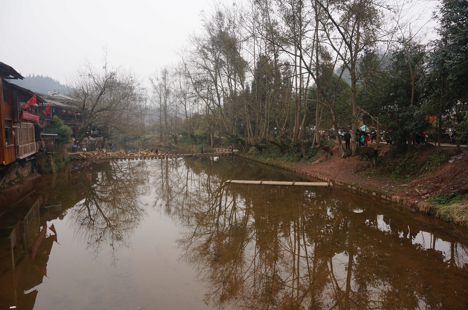 小丘村人口_铜川小丘镇坳底村(3)