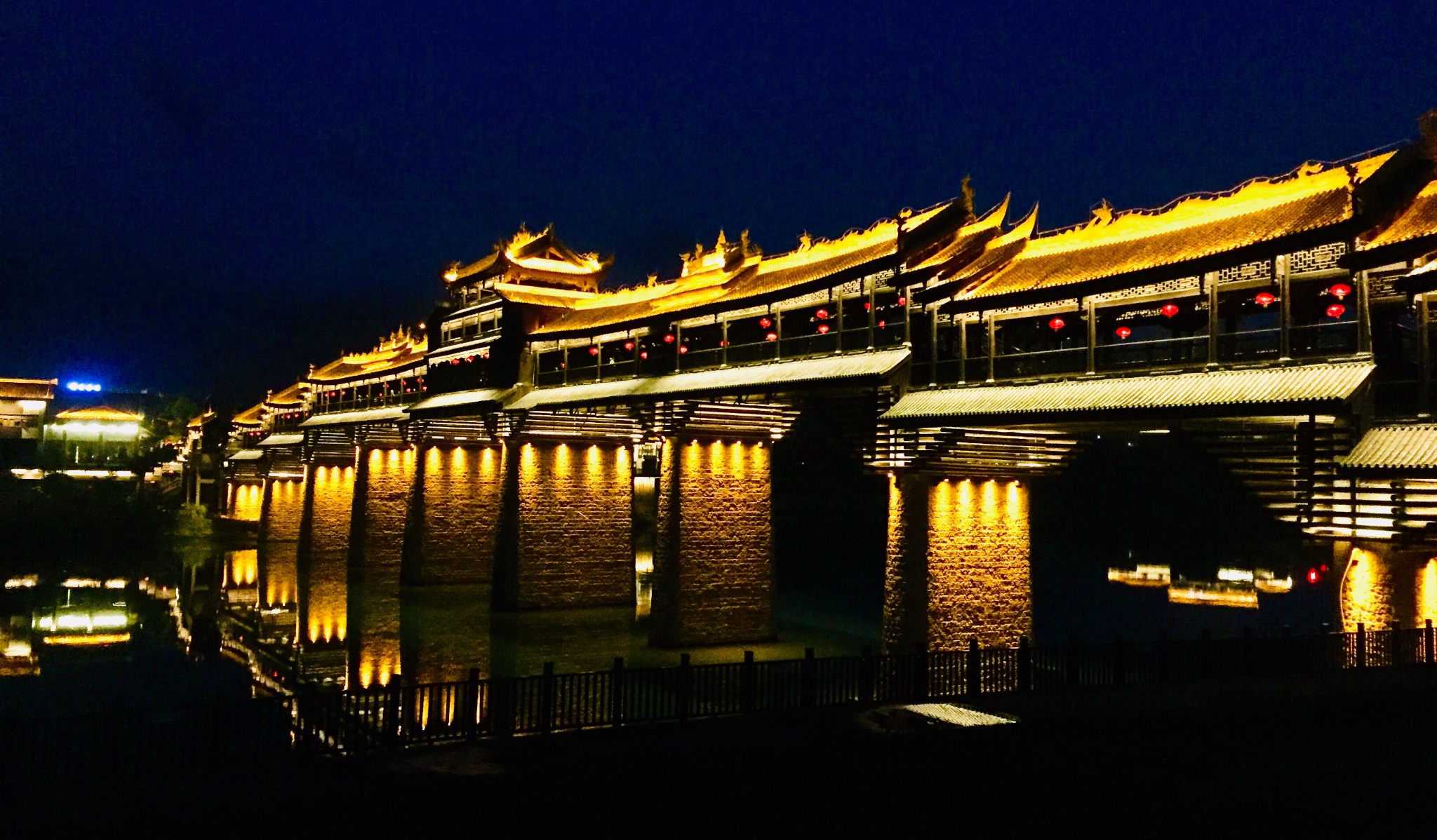 重庆黔江濯水古镇       