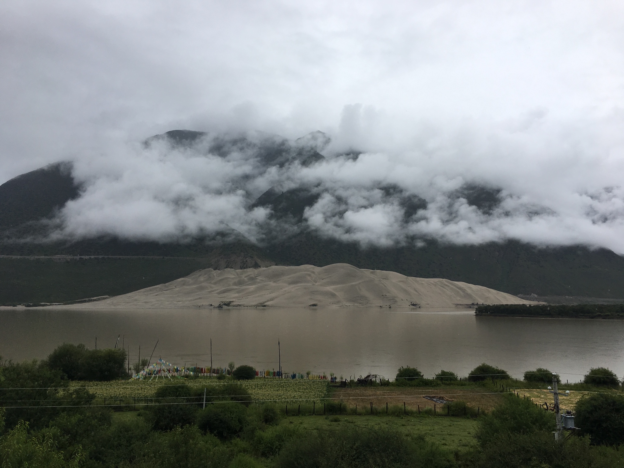 林芝海拔人口_林芝地区旅游地图(2)