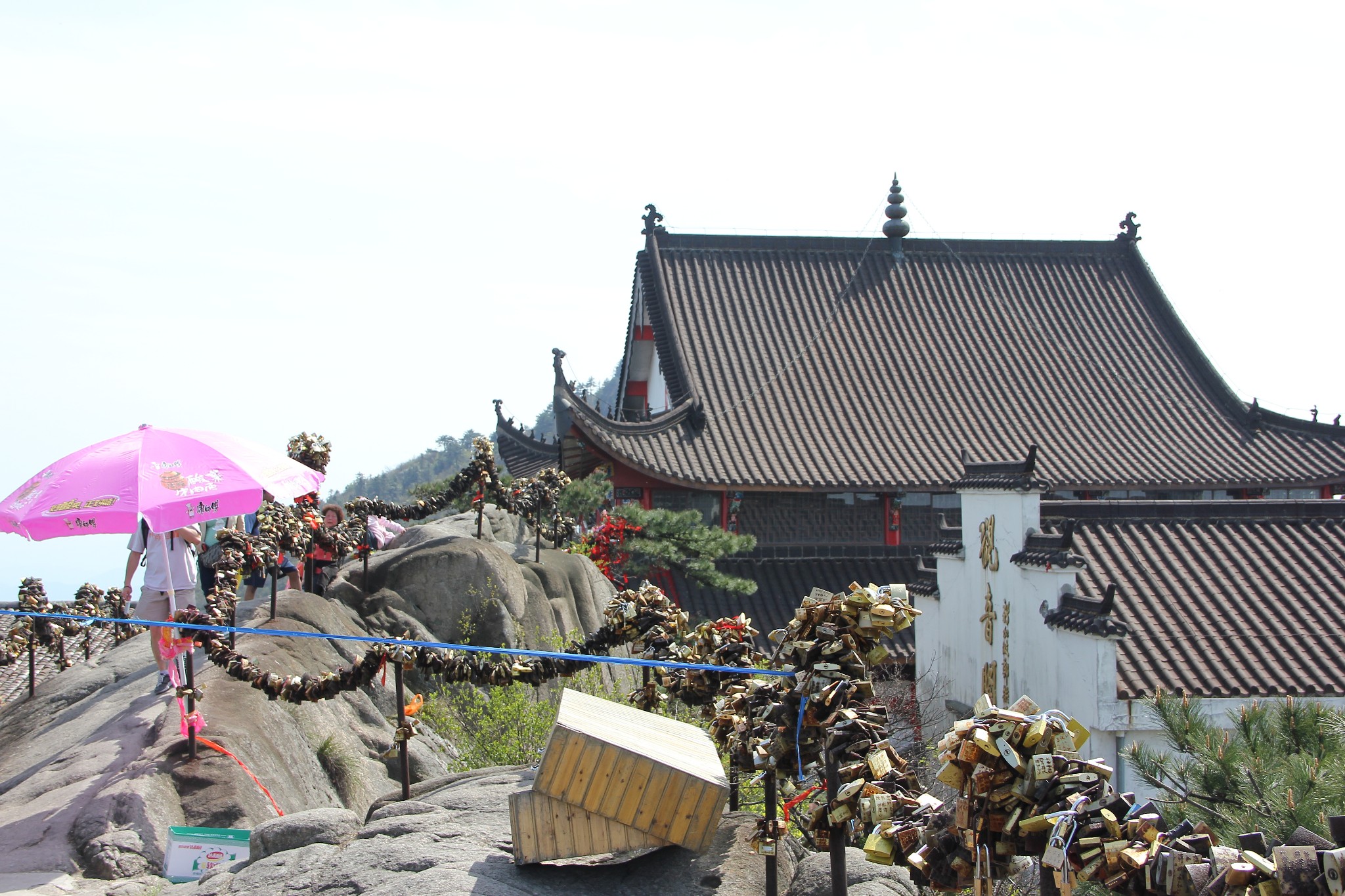 不走寻常路,反走九华山,住尼姑庵