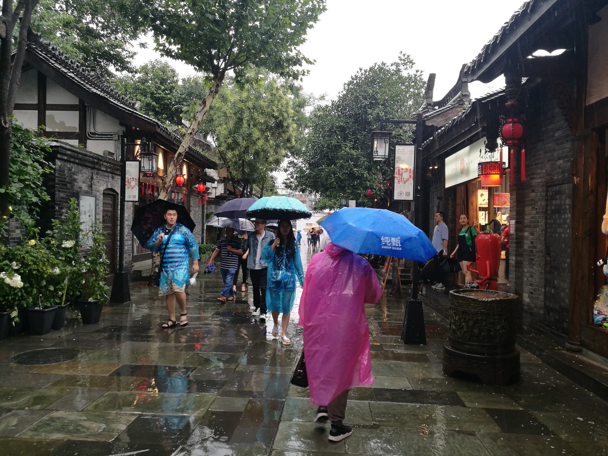 成都36小时过路游-～春熙路,武候祠,杜甫草堂,宽窄巷子,太古里打卡