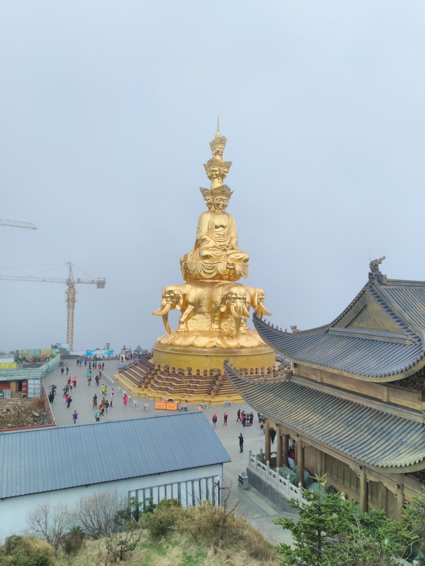 峨眉山市有多少人口_130亿助峨眉山再现辉煌,引领四川旅游产业发展新风向