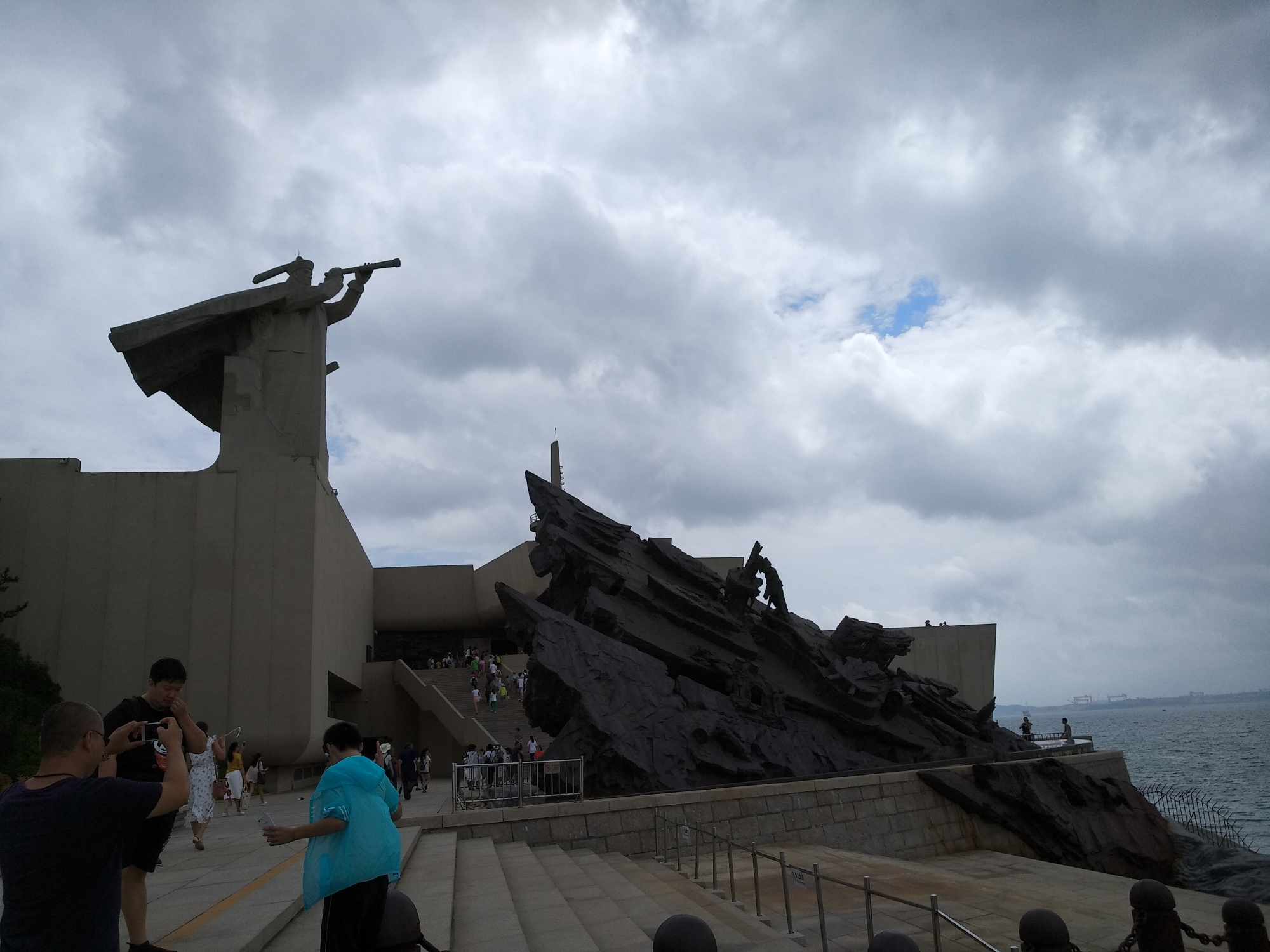 威海GDP贡献_威海职业学院宿舍(2)