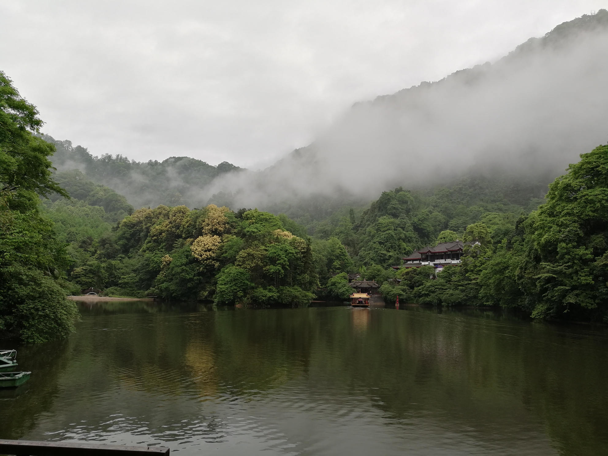 都江堰有多少人口_吃货游成都(3)