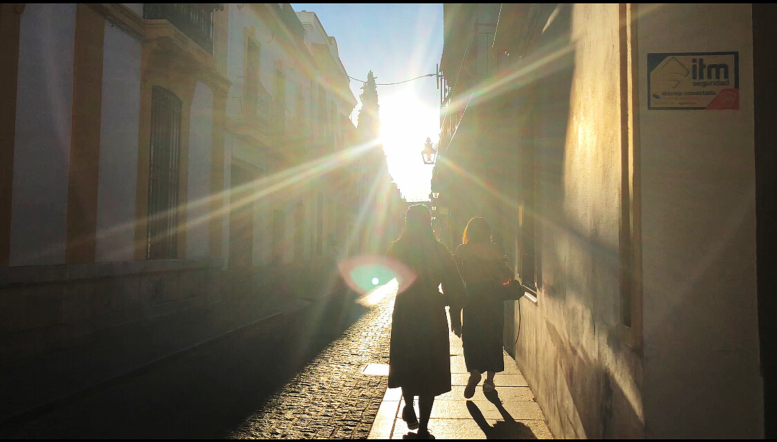 wKgED1wfBPiAP5wfAA9-X-I5oHA16.jpeg?imageView2%2F2%2Fw%2F600%2Fh%2F600%2Fq%2F90