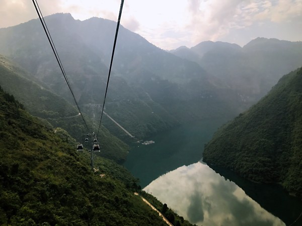 山山游玩攻略,山景区旅游攻略