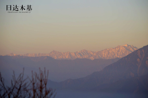 啥时候能看到云海 wKgB4lKIqY2AE3ahAAS_tksWpOk59.jpeg?imageView2%2F2%2Fw%2F600%2Fh%2F600%2Fq%2F90