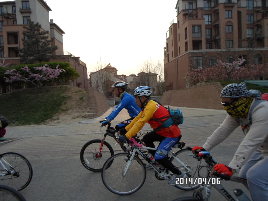 wKgB4lNH7ASAP8SnAAGNMDub0Kw79.jpeg?imageView2%2F2%2Fw%2F600%2Fh%2F600%2Fq%2F90