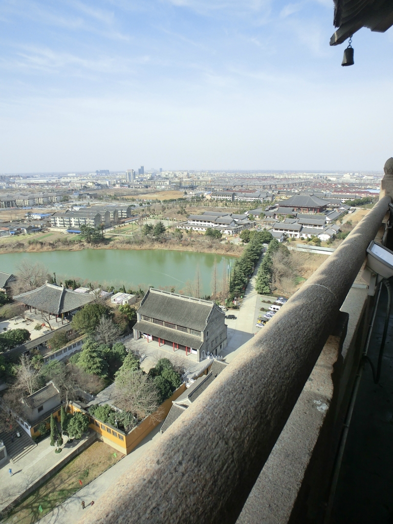 镇江人口就出_镇江金山寺