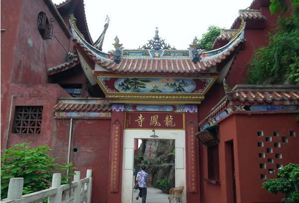 大平寺人口_大平层户型图(2)