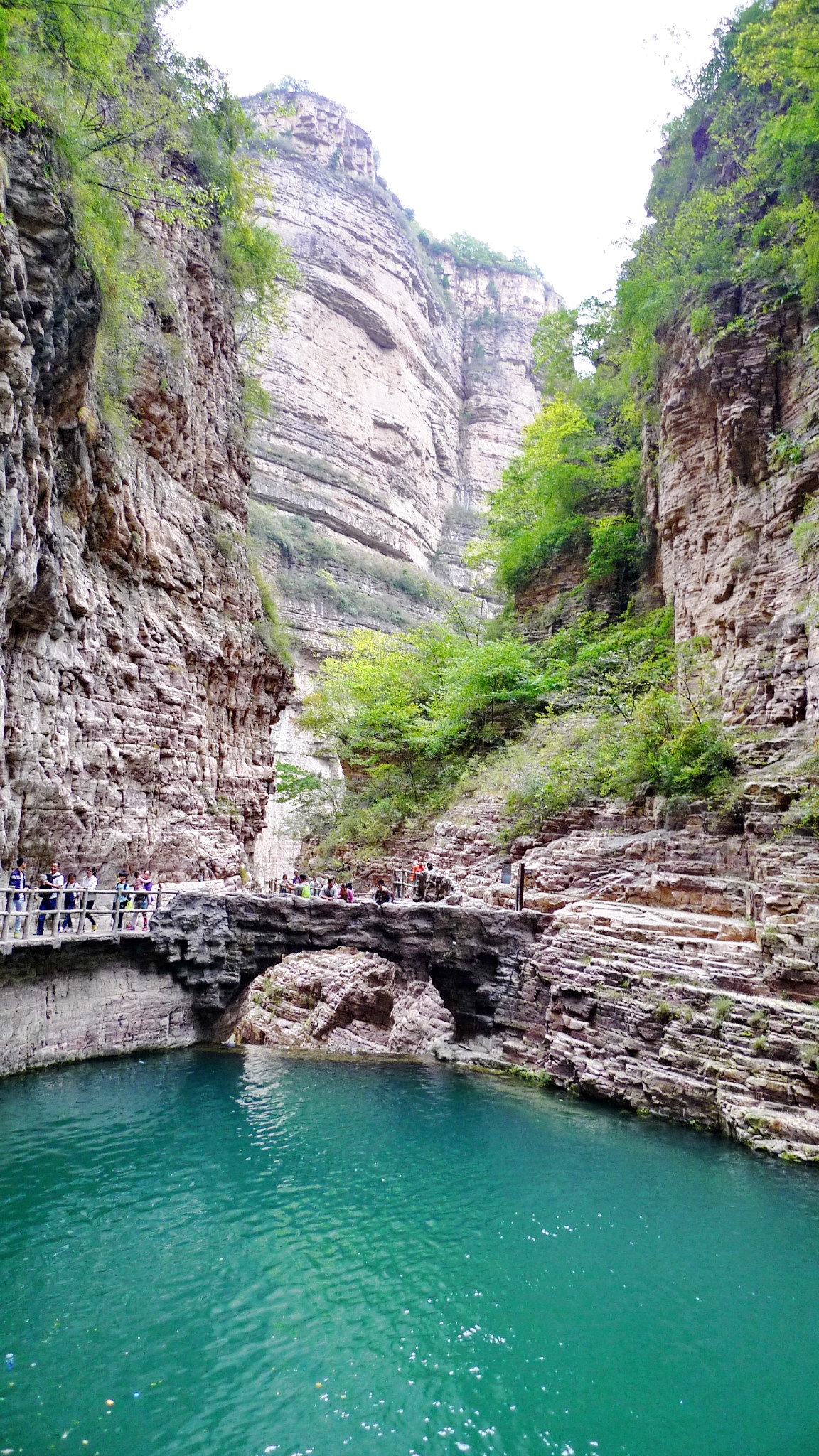 安阳旅游攻略 太行大峡谷桃花谷  出发时间/2015-10-01  等回到山脚下