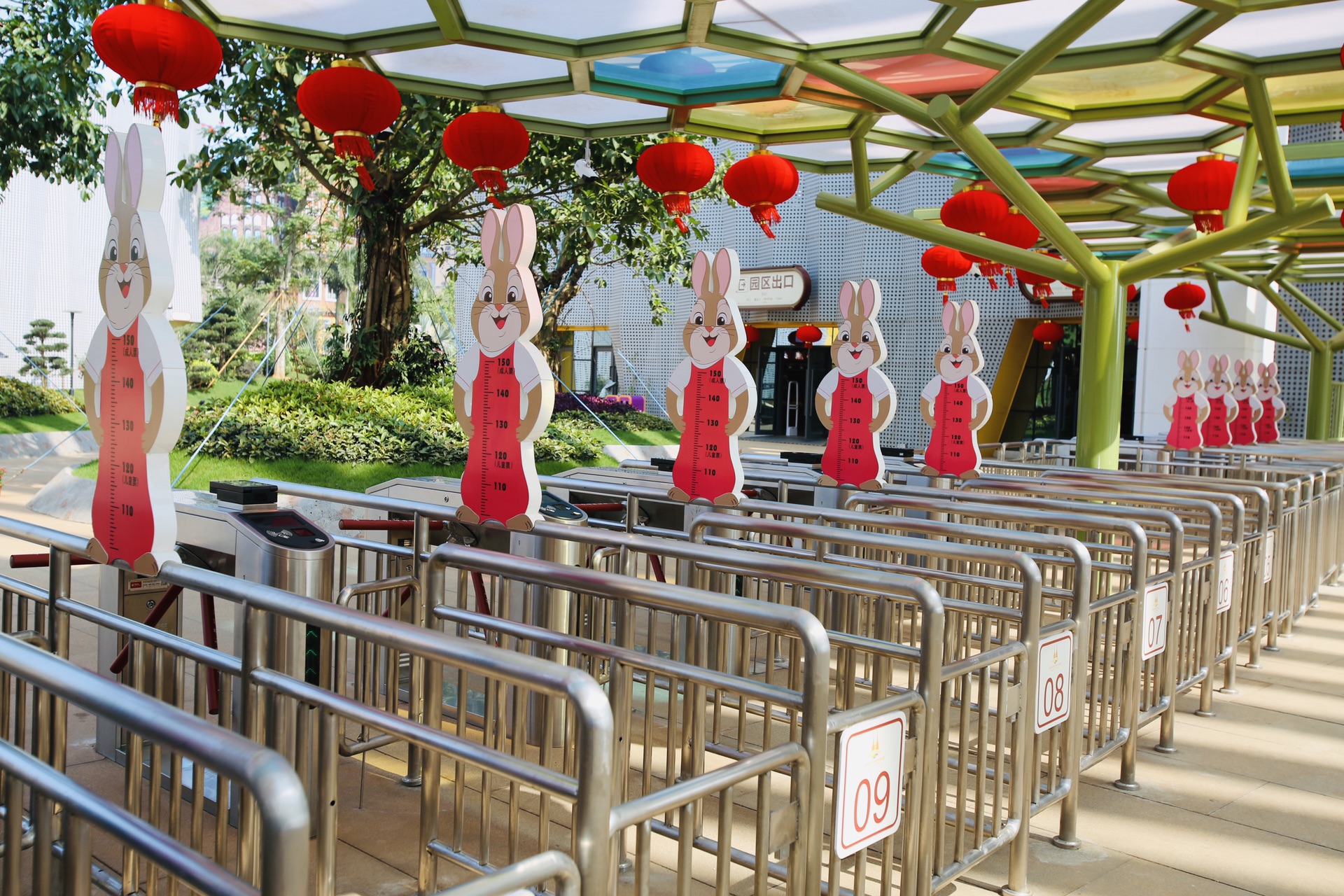 在长影环球100奇幻乐园,邂逅超美的彩绘童话王国