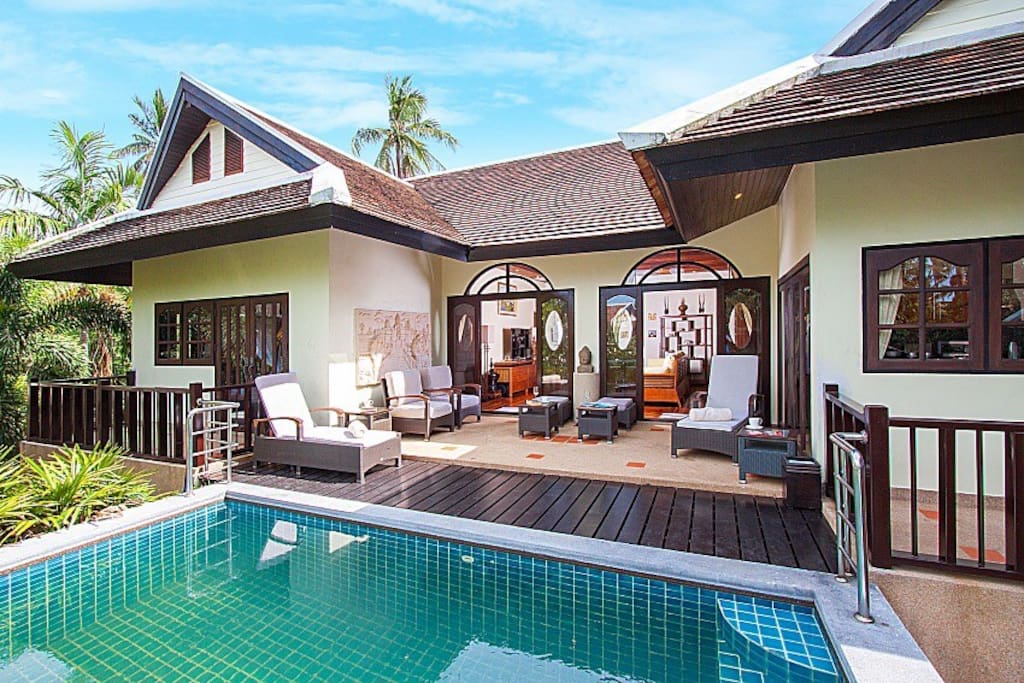 3 bedroom villa with private pool