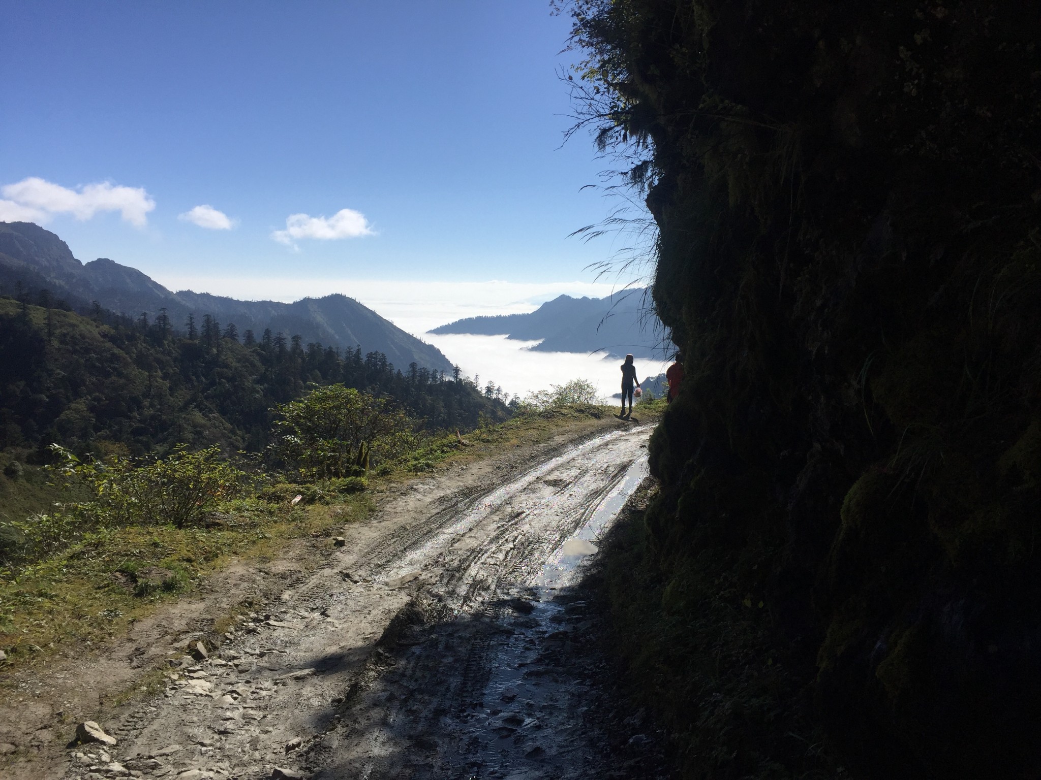 wKgBZ1oVfpSAL5hbAAsU5ruSMQ093.jpeg?imageView2%2F2%2Fw%2F680%2Fq%2F90%7CimageMogr2%2Fstrip%2Fquality%2F90