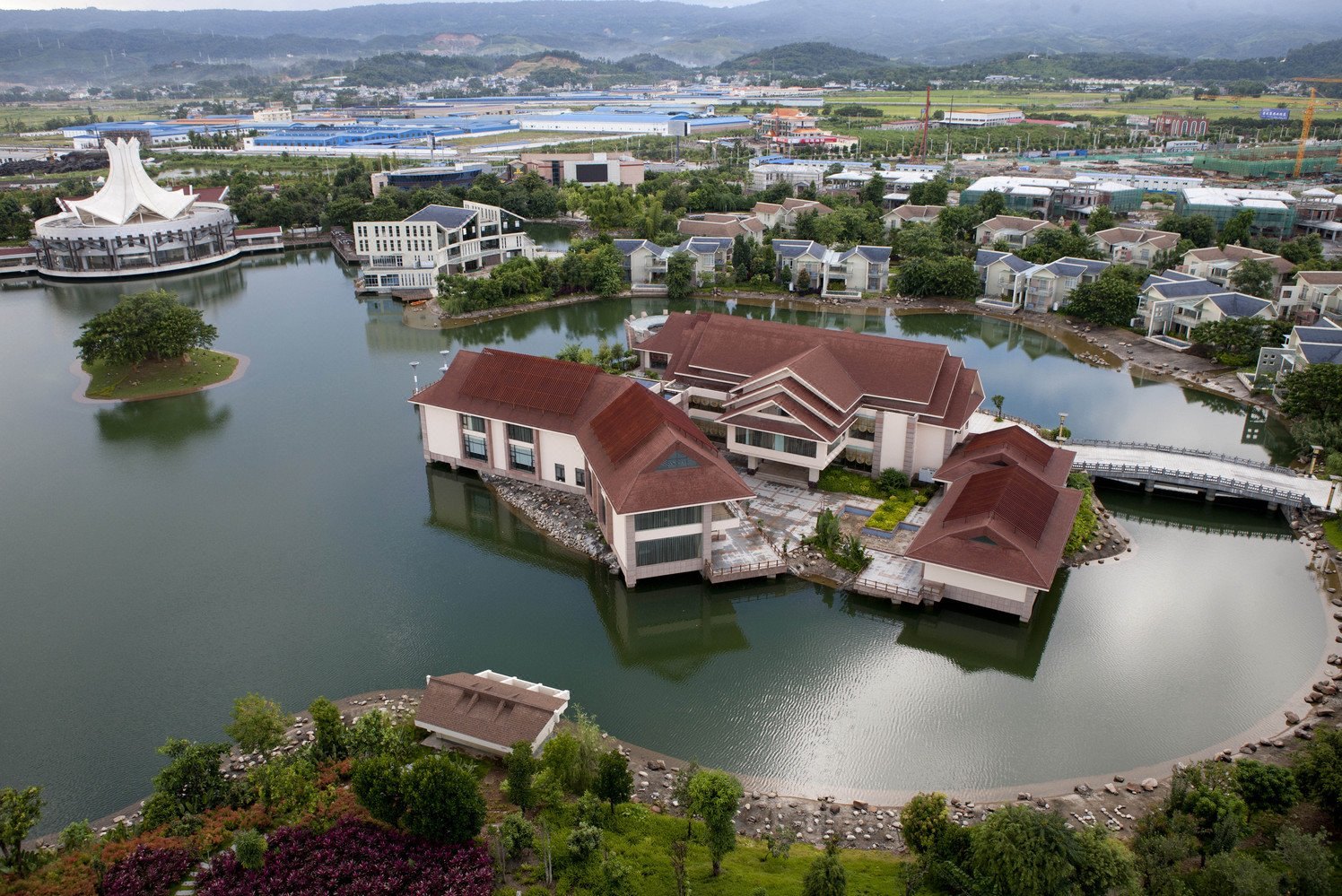 德宏景成地海图片