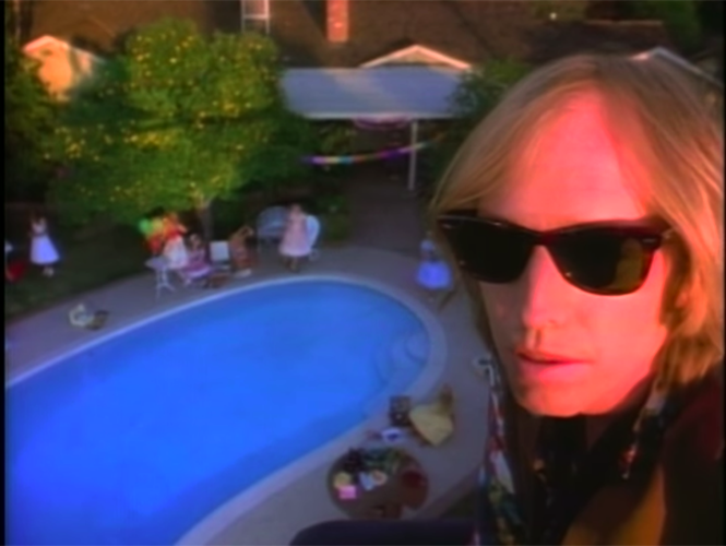 一个购物中心的死亡