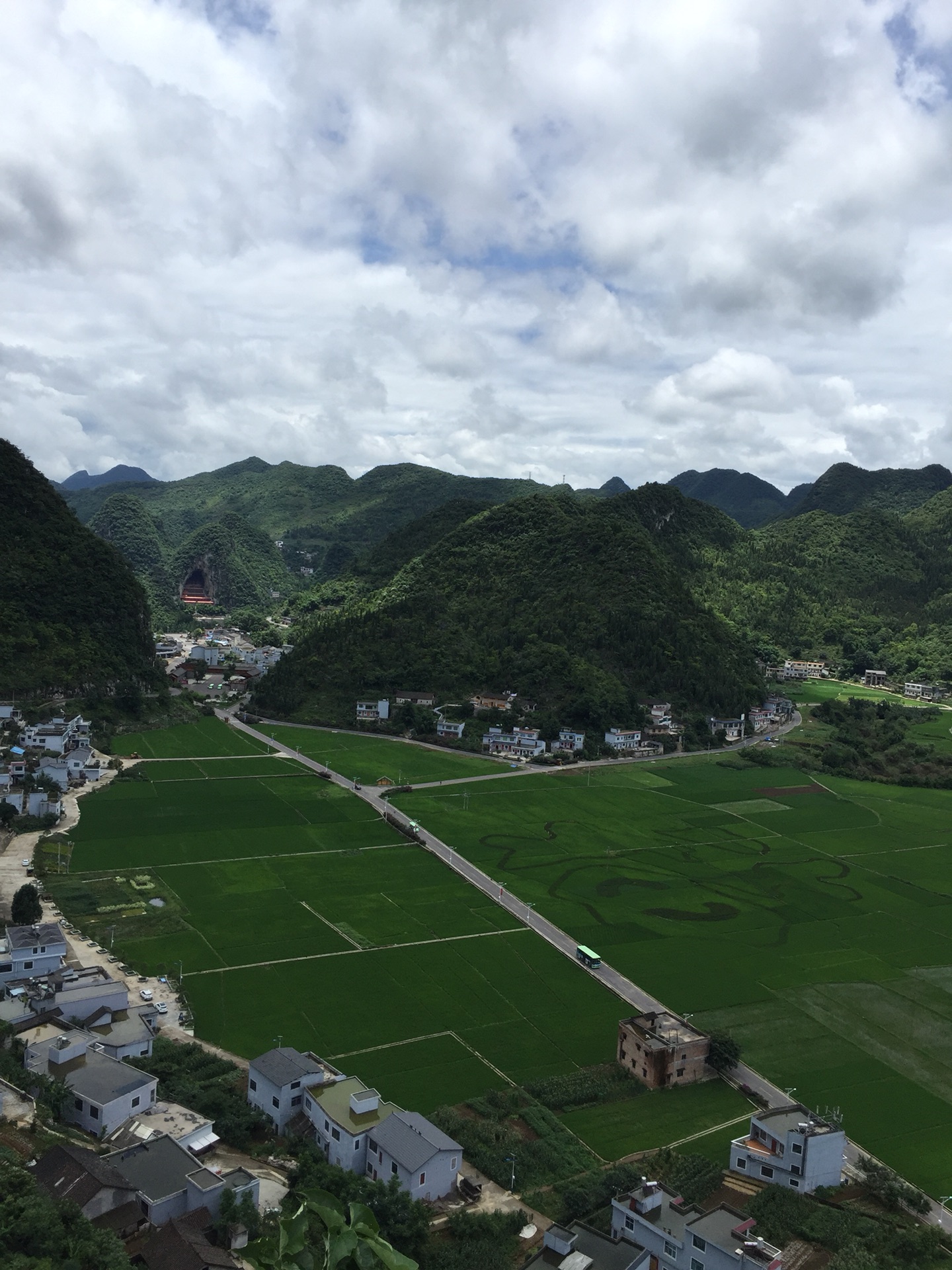 马岭河峡谷 万峰林-贵州兴义市
