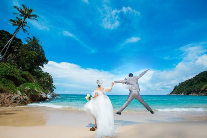 去普吉岛拍婚纱照大概多少钱_普吉岛图片风景图片