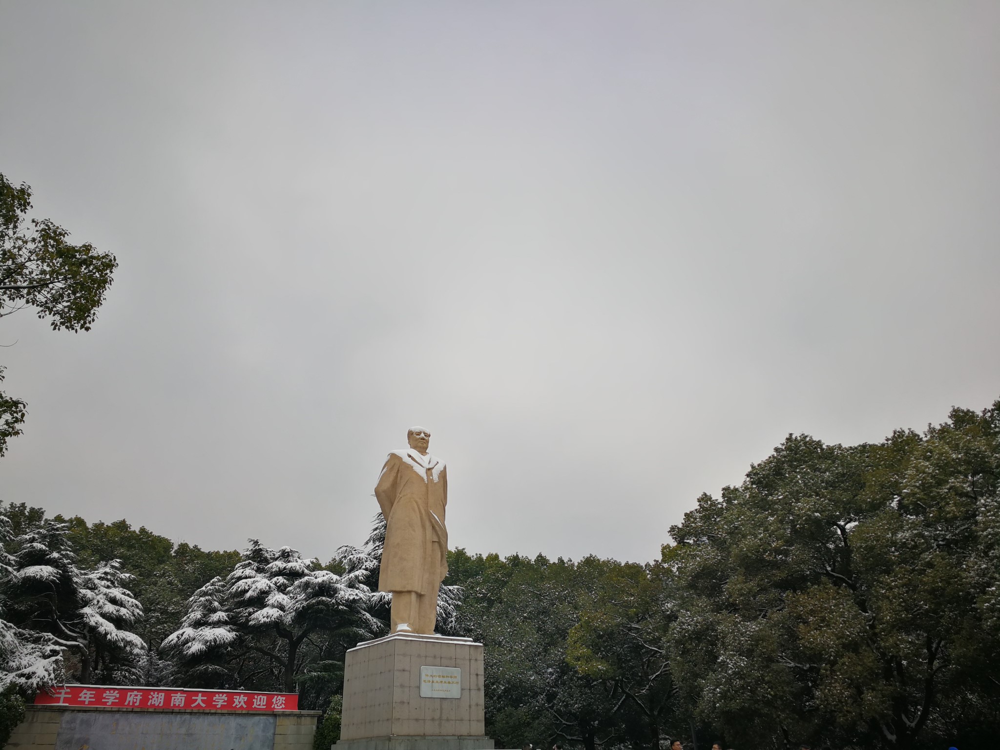 wKgED1xW-EeANemAAAei7GP_8-M60.jpeg?imageView2%2F2%2Fw%2F680%2Fq%2F90%7CimageMogr2%2Fstrip%2Fquality%2F90