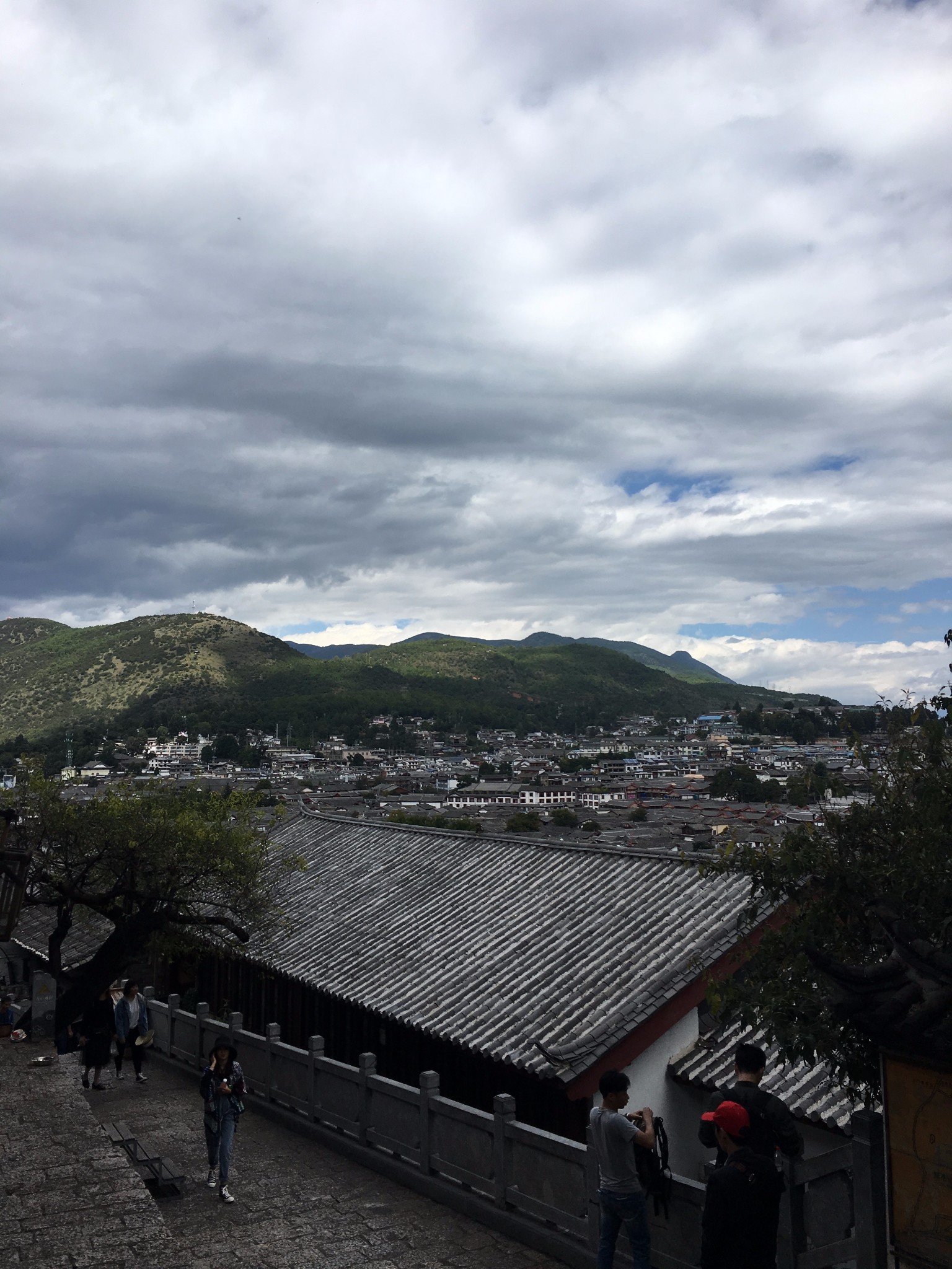 雨崩自助遊攻略