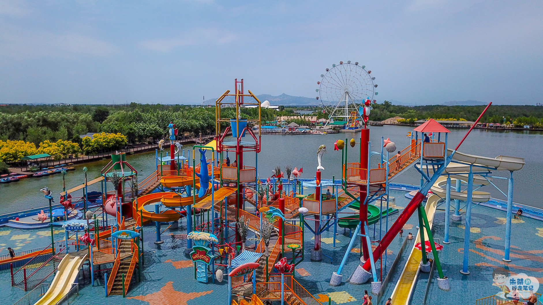 比如 去某个水上乐园,去体验一下酣畅淋漓的水上狂欢