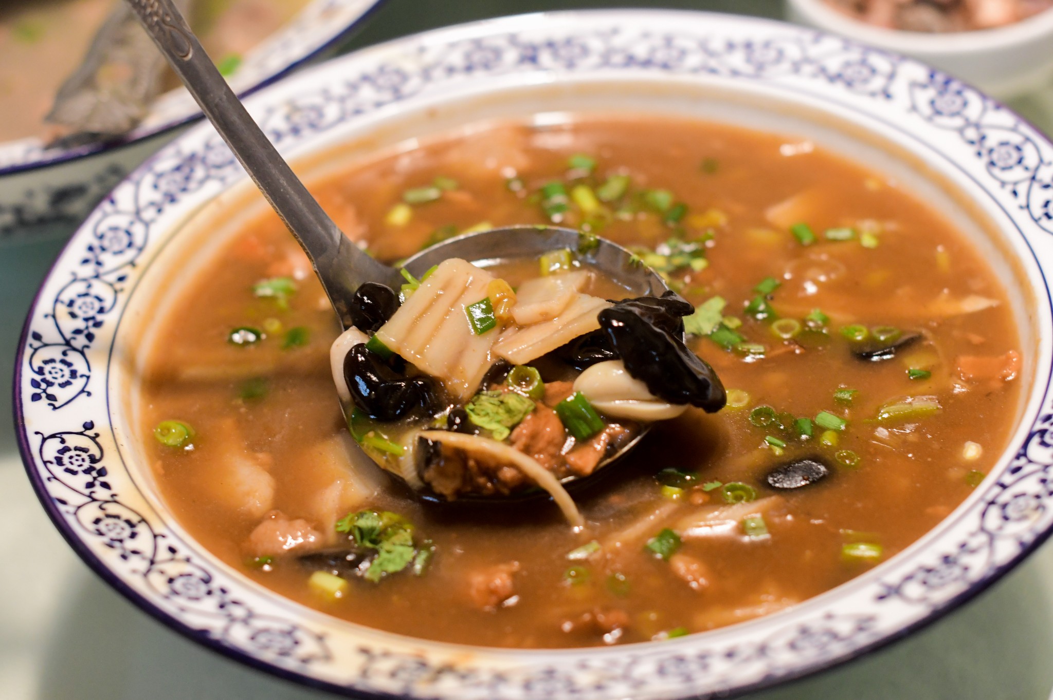 河南焦作游走在美食与美景之间徜徉于饕餮与山水之内