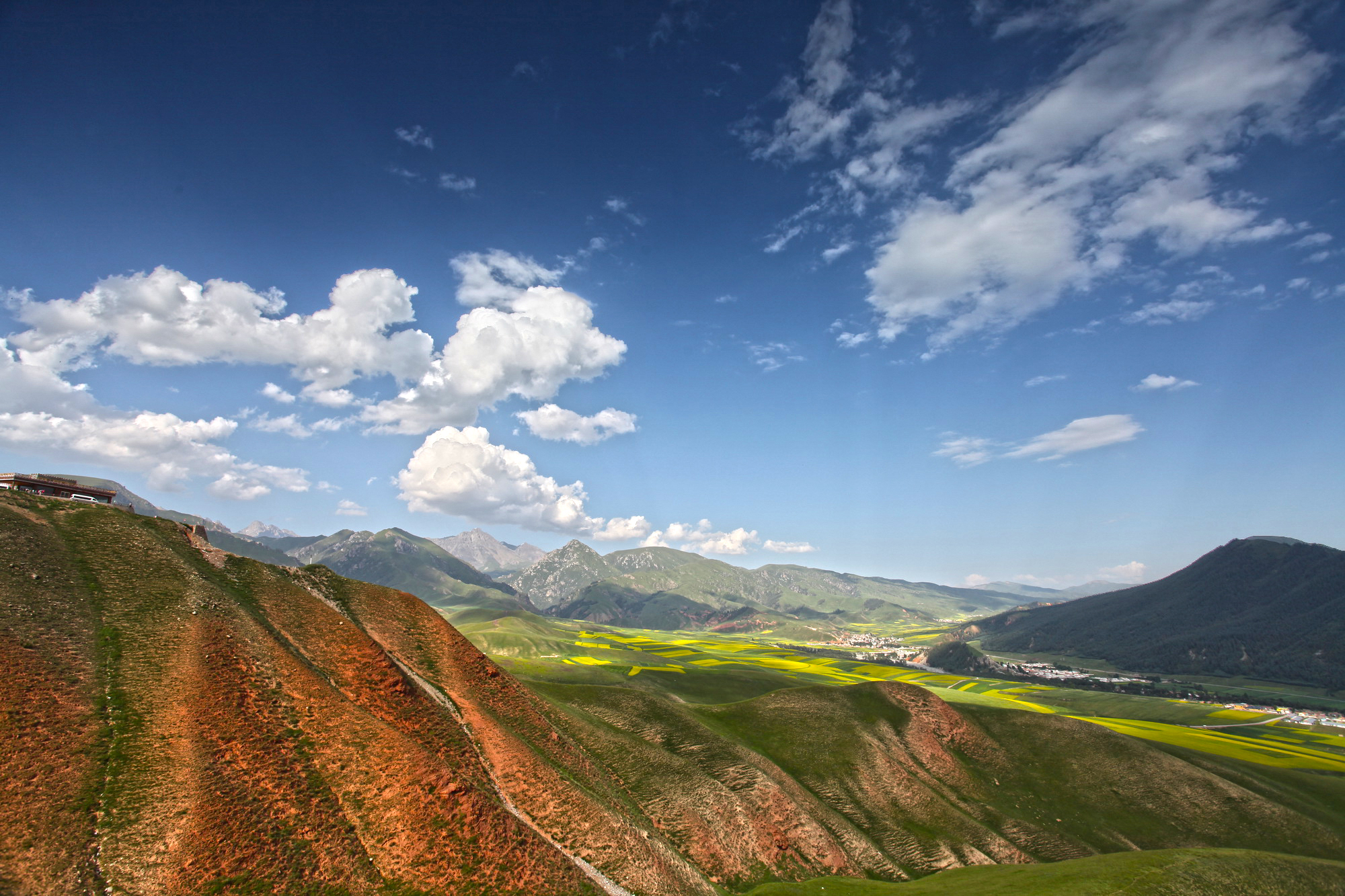 QiLian Zhuoer Mountain