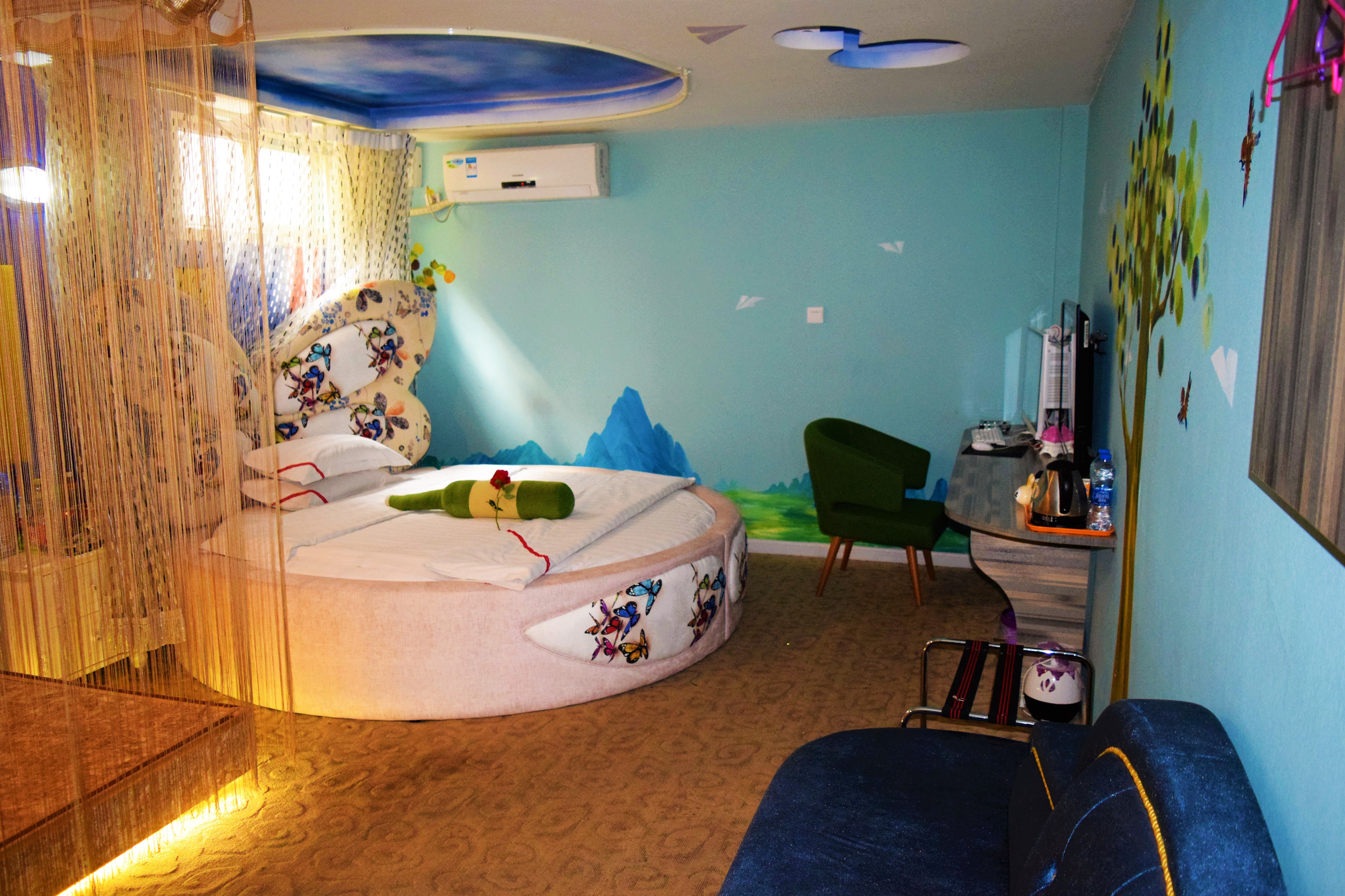 临汾爱巢主题酒店