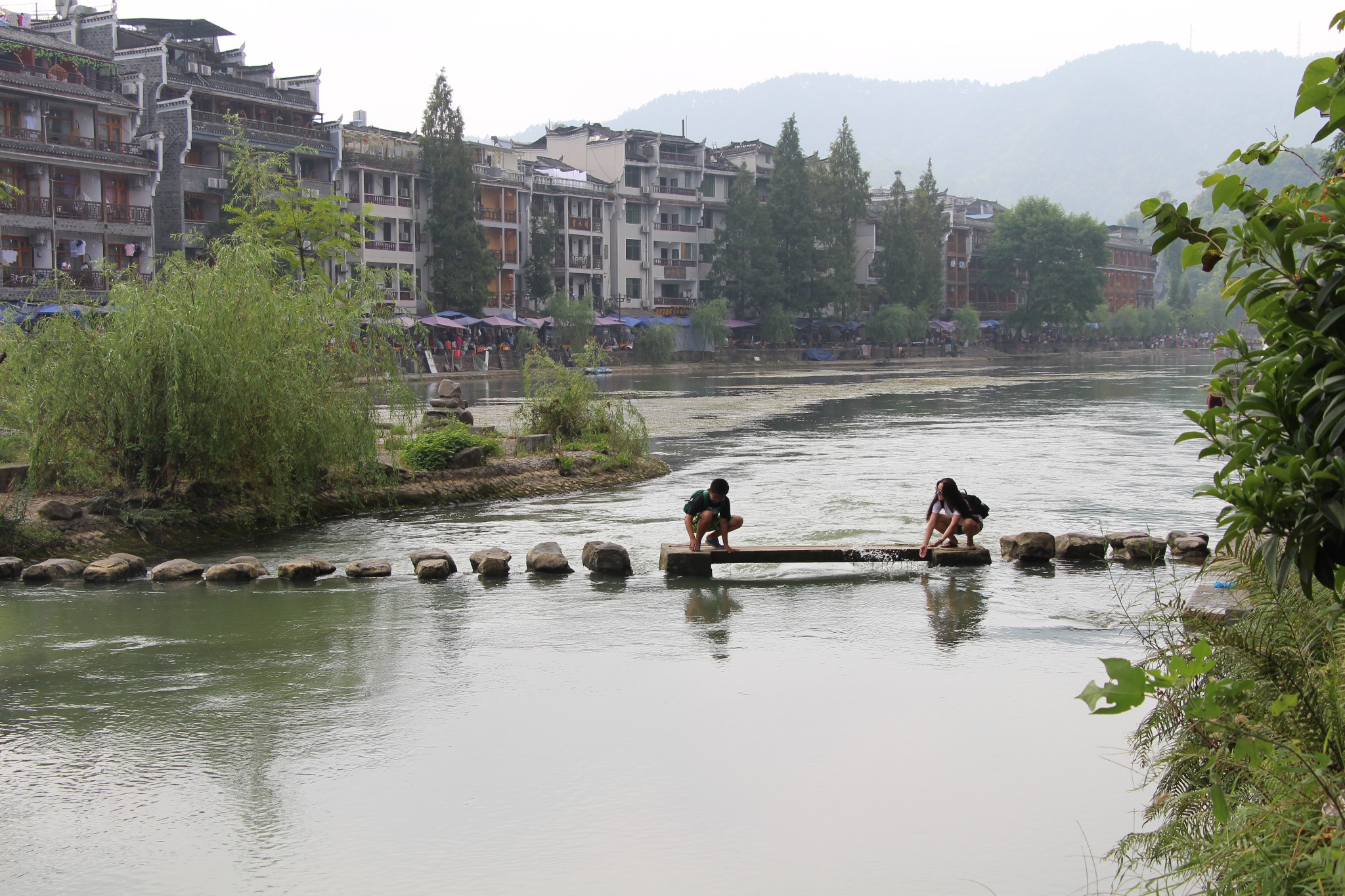 湘西自治州有多少人口_湘西自治州有多少个市