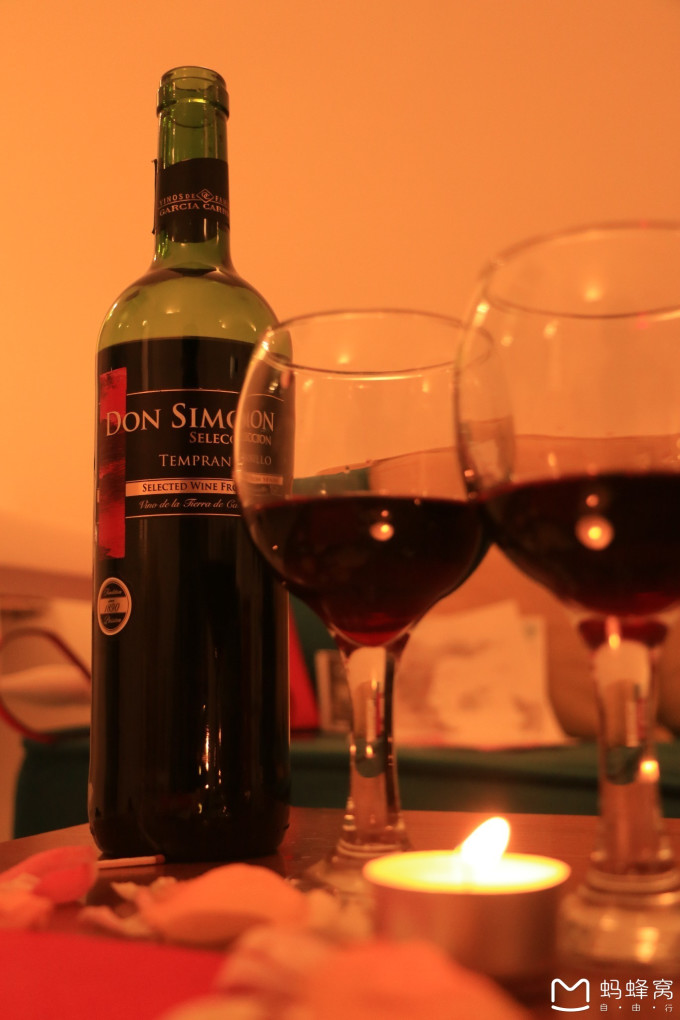 雅典飞圣托尼里机票