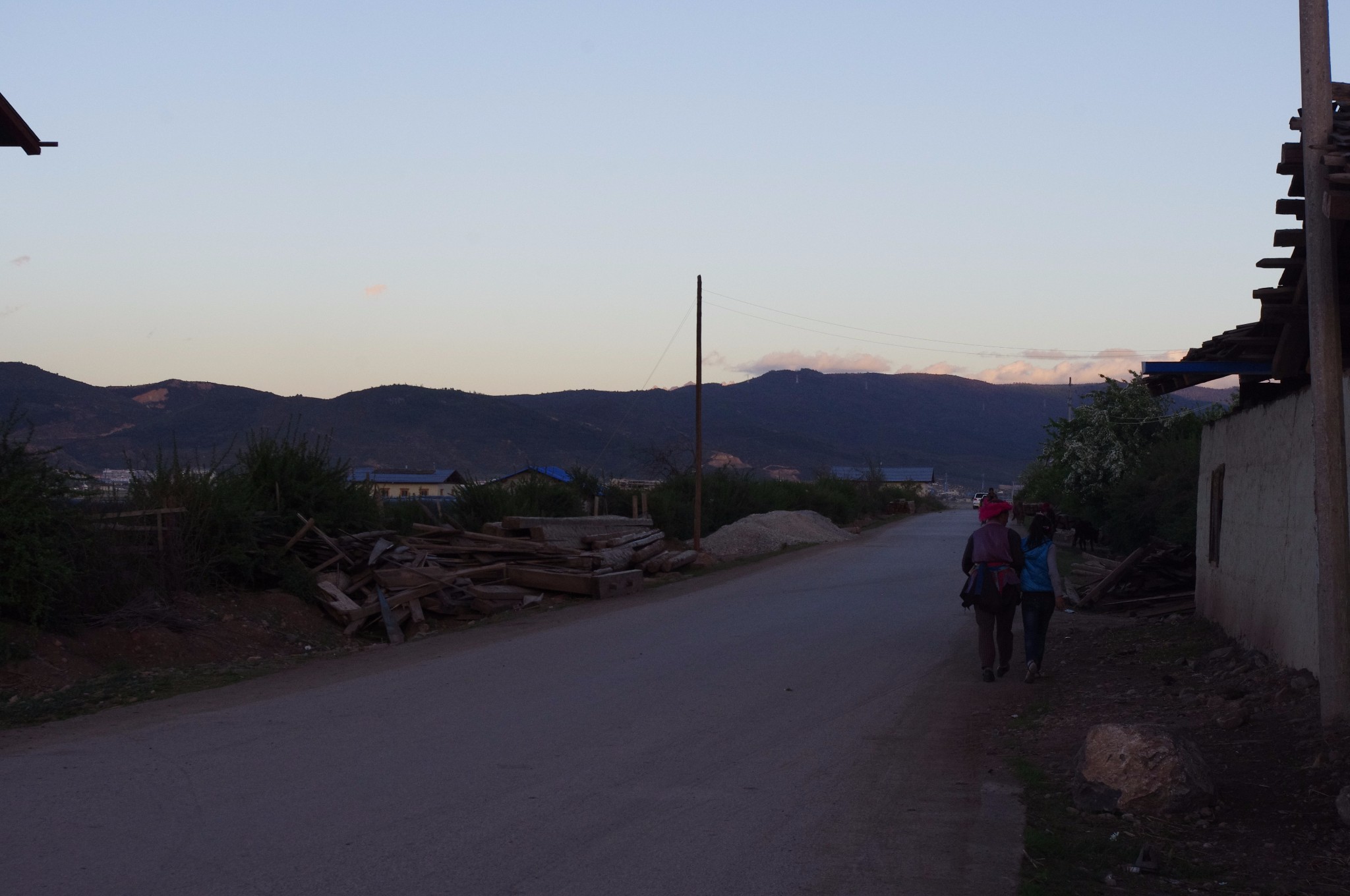 wKgBs1bHNsWAOR0_AAZf-dDZXUo59.jpeg?imageView2%2F2%2Fw%2F680%2Fq%2F90