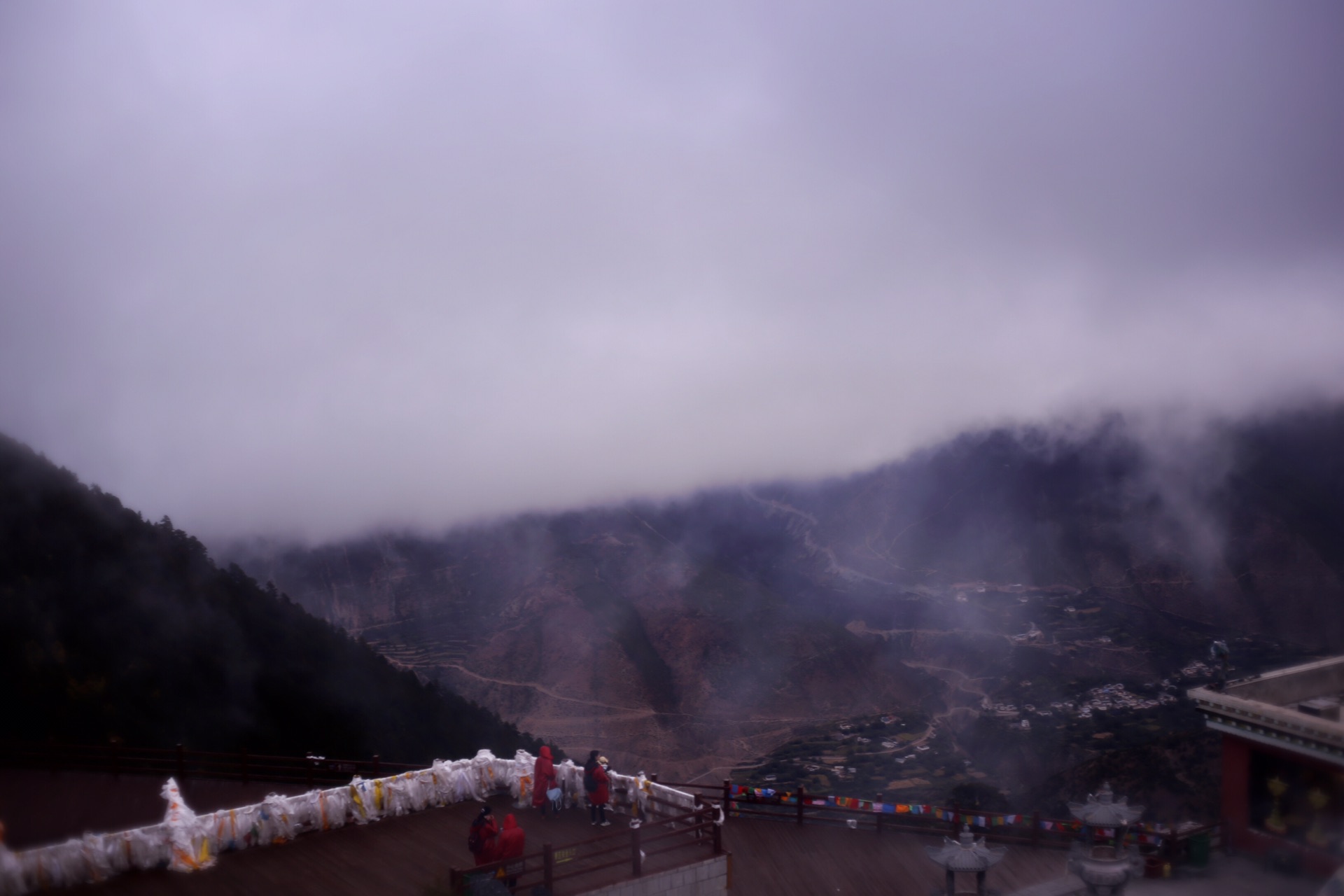 梅里雪山婚纱照_梅里雪山日照金山图片(3)